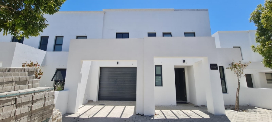 To Let 3 Bedroom Property for Rent in Croydon Western Cape